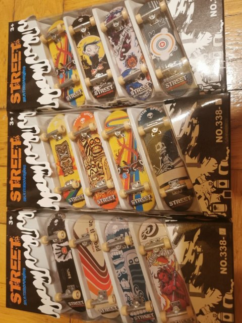 Fingerboard zestaw 4 deskorolek Gratis deskorolka